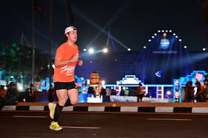 BIB: 270
                            <button type="button" onclick="openModal(15056454)" class="btn btn-primary btn-sm float-right btn-popup" data-toggle="modal" data-target=".modal-high-quality">
                        <i class="fas fa-shopping-cart"></i> Add to Cart
                    </button>
                                            <button type="button" onclick="isThisMe(15056454, true)" class="btn btn-success btn-sm float-right btn-popup btn-isme hidden" data-toggle="tooltip" data-placement="bottom" title="นี่คือรูปของคุณใช่ไหม คลิกที่นี่เพื่อเอาเข้าอัลบั้ม">
                        <i class="fas fa-plus"></i> Add to album
                    </button>
                    <button type="button" onclick="isThisMe(15056454, false)" class="btn btn-warning btn-sm float-right btn-popup btn-isnotme hidden">
                        <i class="fas fa-ban"></i> Remove from album
                    </button>